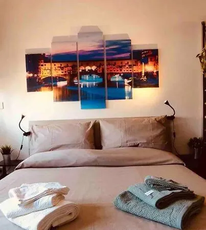 Il Monte Old Bridge Apartment Florenz